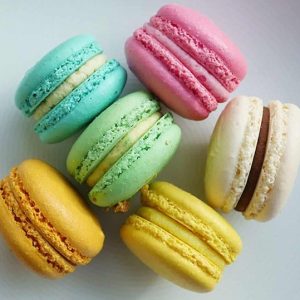 MACARON